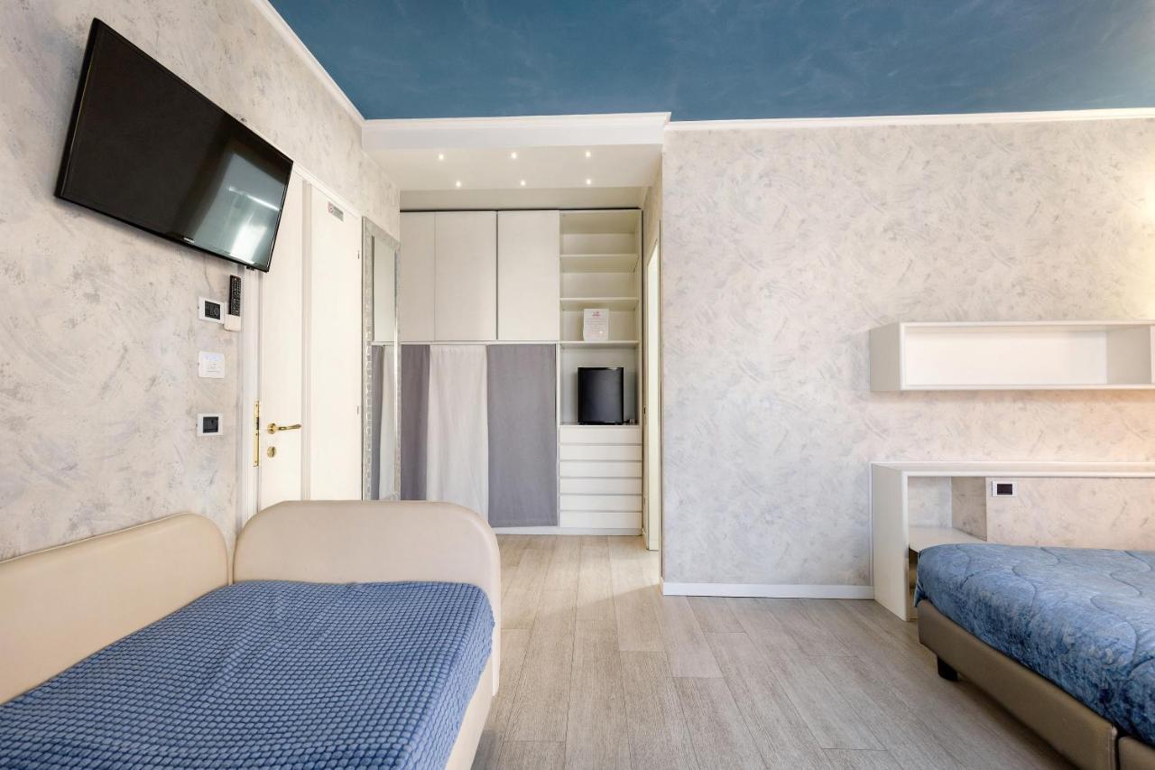 Hotel Villa Lilla ديسينسانو ديل غاردا المظهر الخارجي الصورة